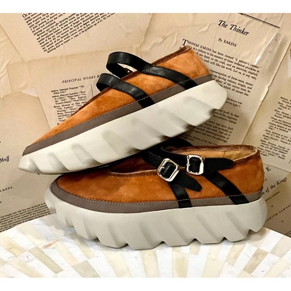 Free People 4CCCCEES Tura Mary Janes Platform Shoe Tan Gold Suede Black - Picture 2 of 12
